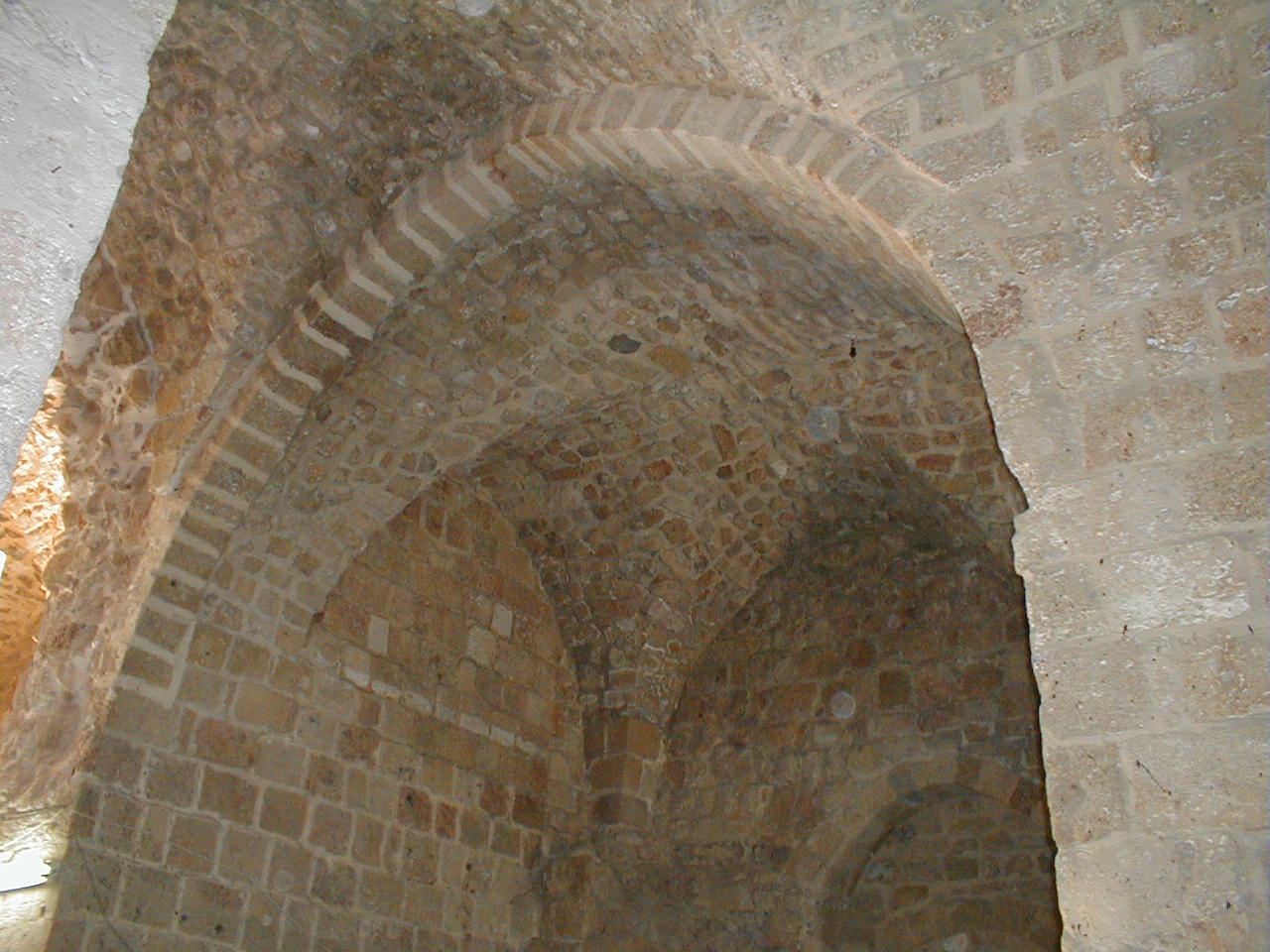 Acco groin vault.JPG